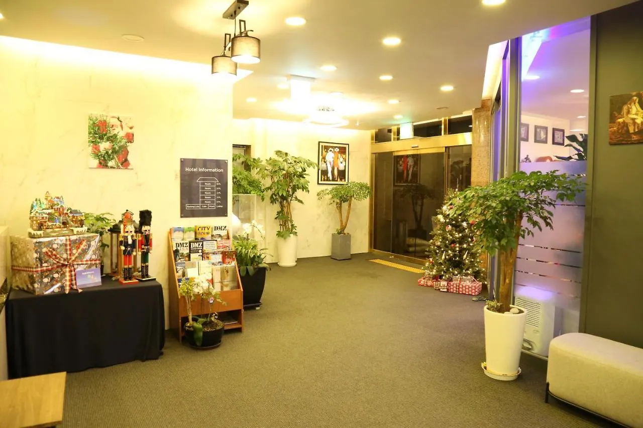 Lavita Hotel Seoul 3*,
